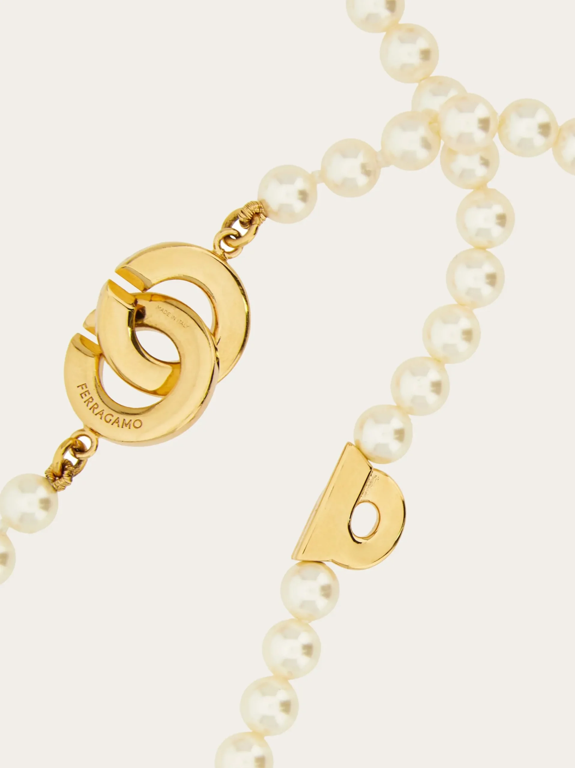 Pearl necklace - Women