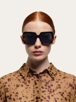 Rectangular frame sunglasses - Women