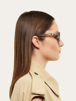 Rectangular frame sunglasses - Women