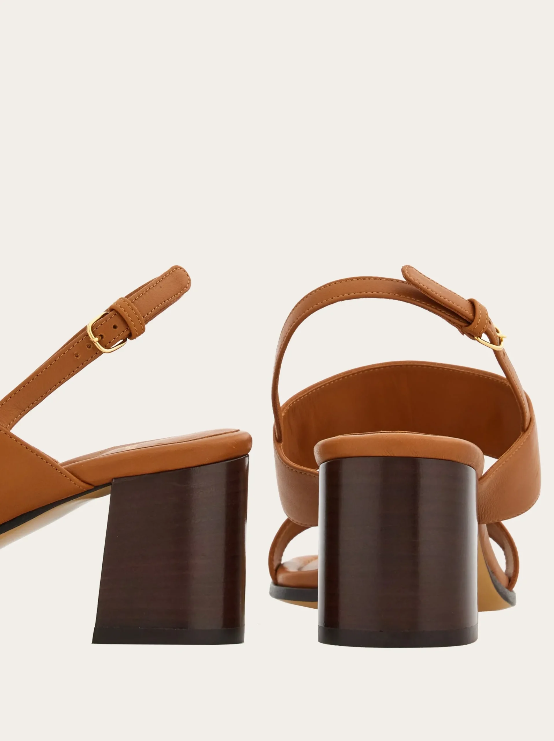 Sandal with Gancini ornament - Women