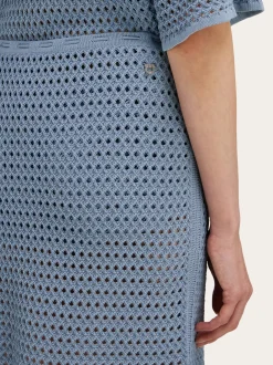 Short skirt with open weave knit - Women