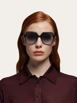 Square frame sunglasses - Women