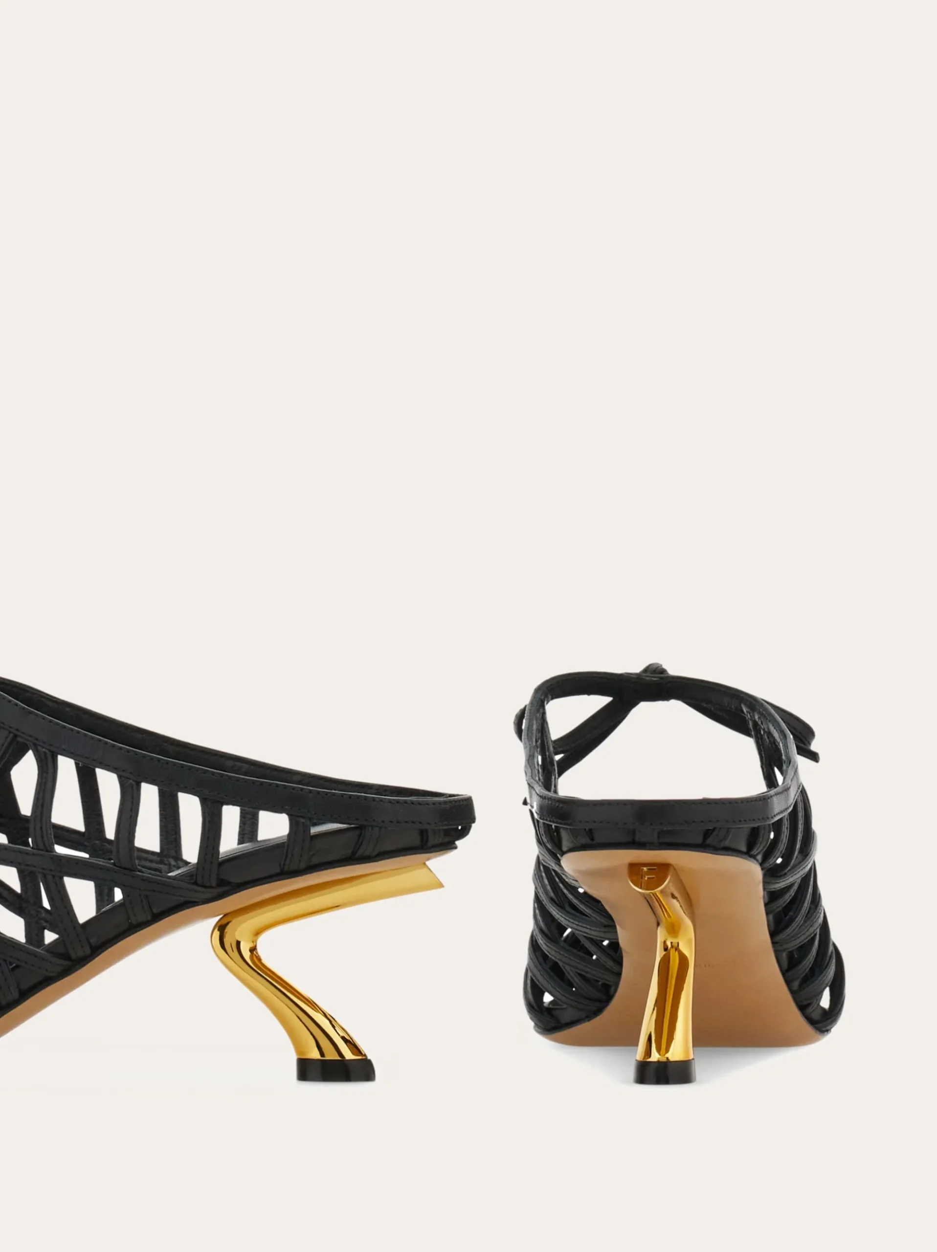 S-shaped heel mule - Women