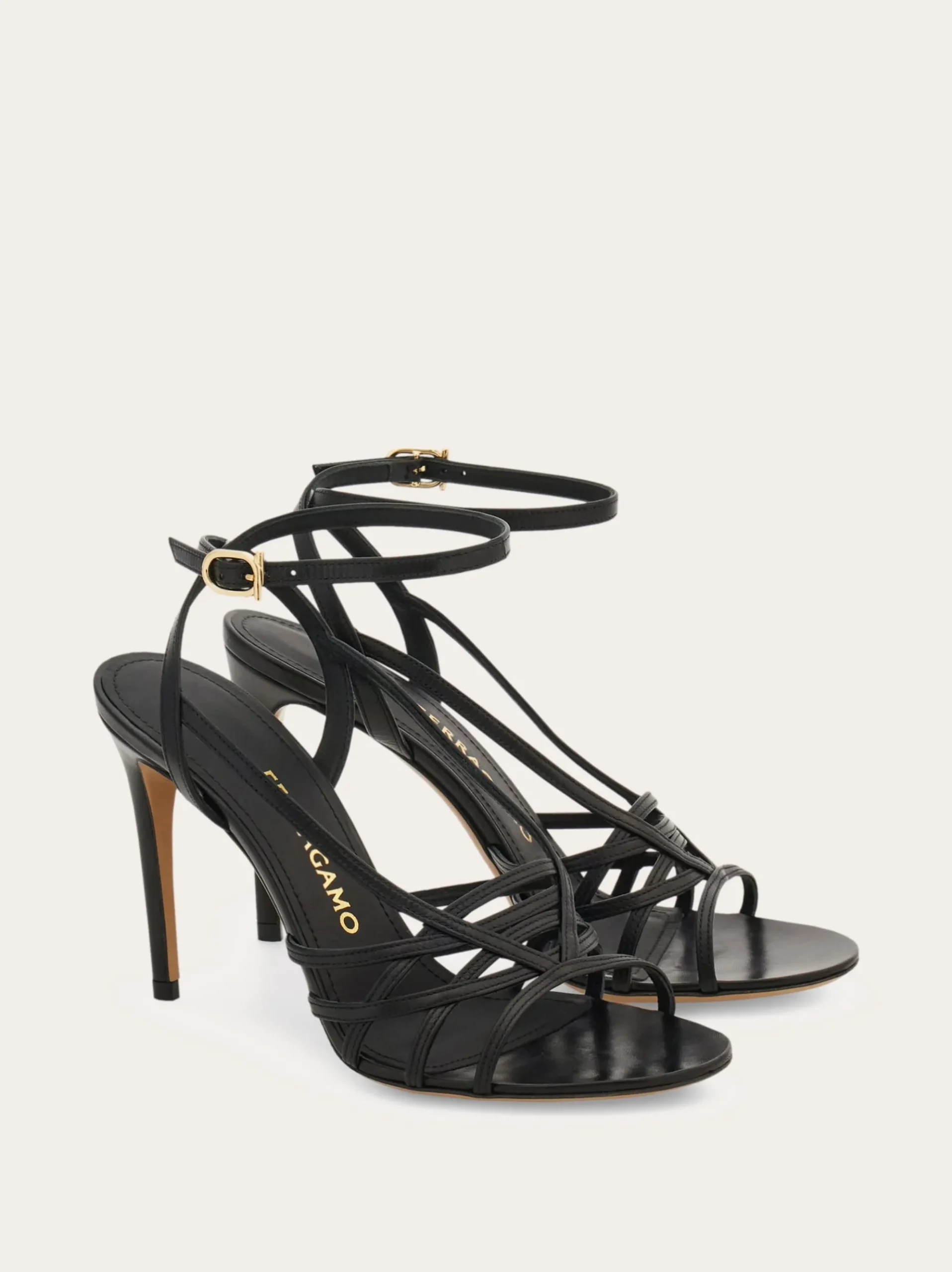 Strappy sandal - Women