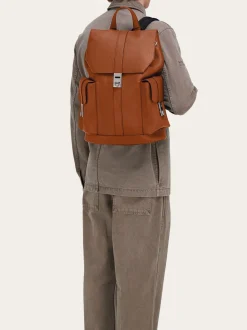 Utility backpack with Hug buckle - Men