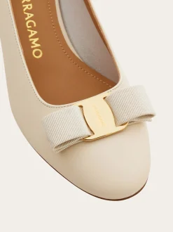 Vara bow block heel pump - Women
