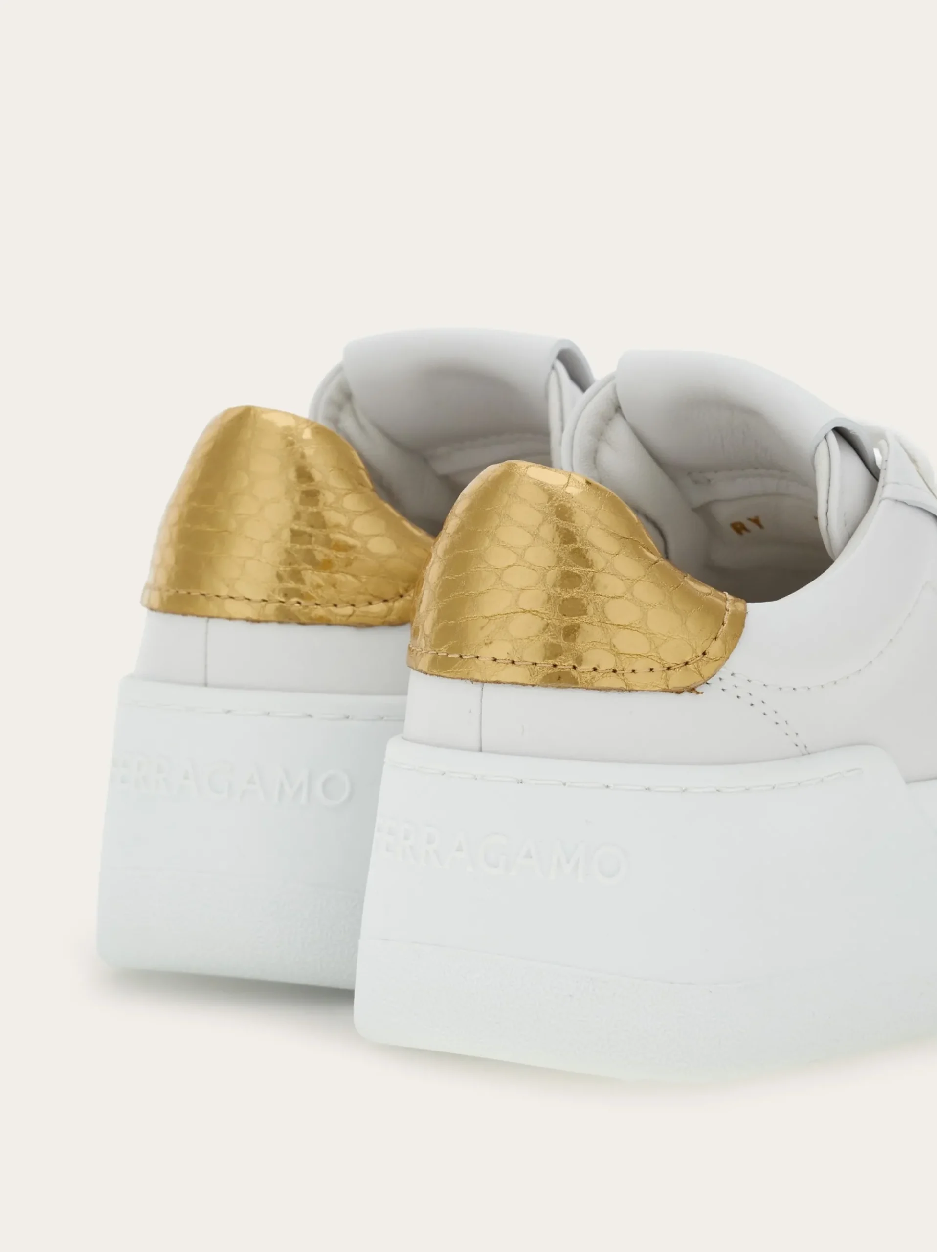 Wedge sneaker - Women