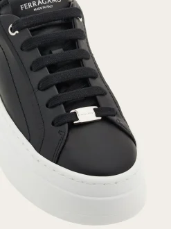 Wedge sneaker - Women