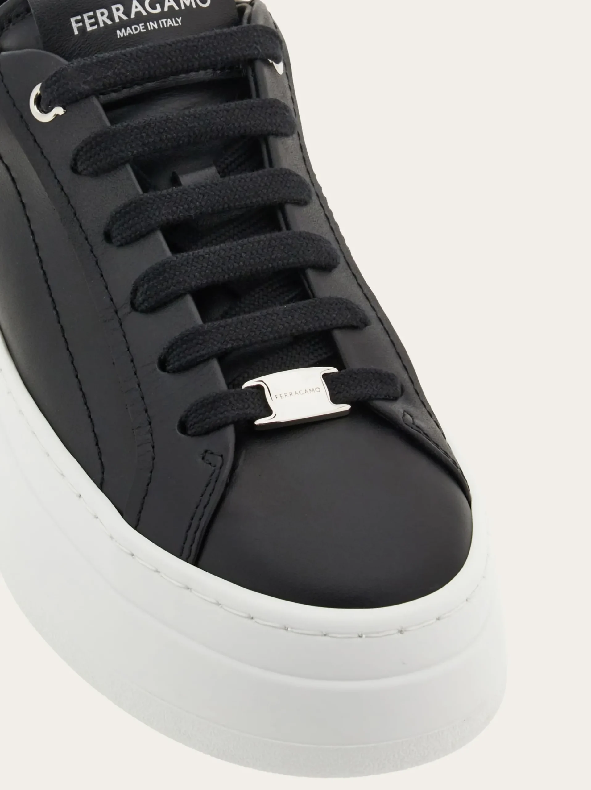 Wedge sneaker - Women